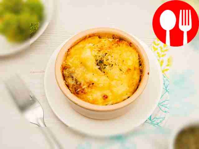 Духовку прогрейте до 180 градусов и выпекайте...