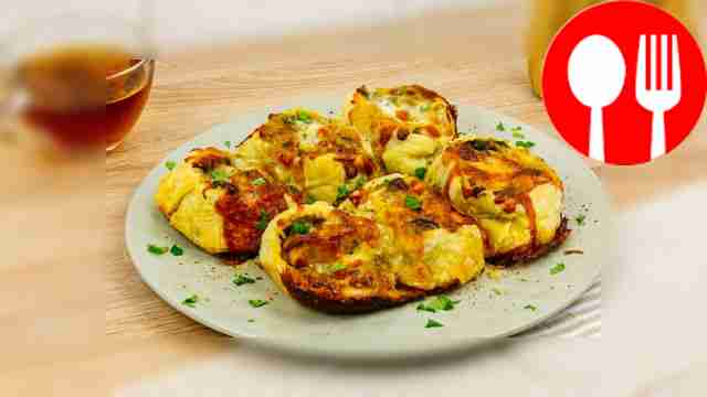 Cinnabons with vegetables