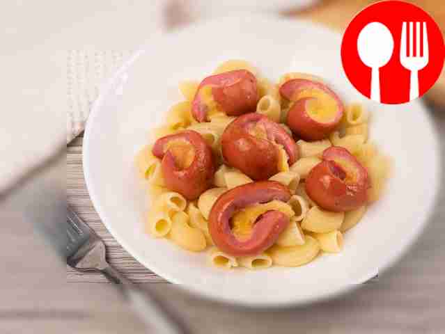 Sausage snails with cheese