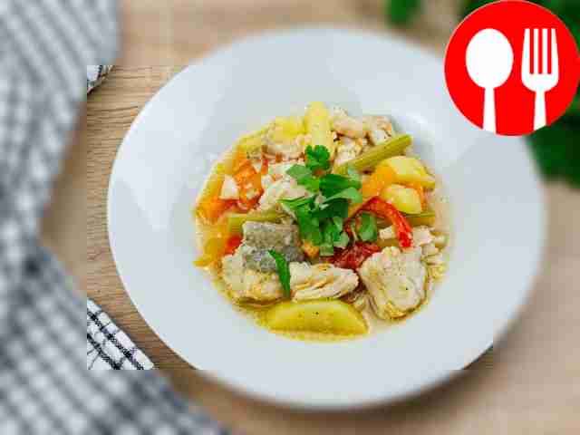 Pike perch with vegetables in a slow cooker