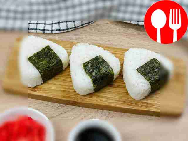 Onigiri with squid and mayonnaise
