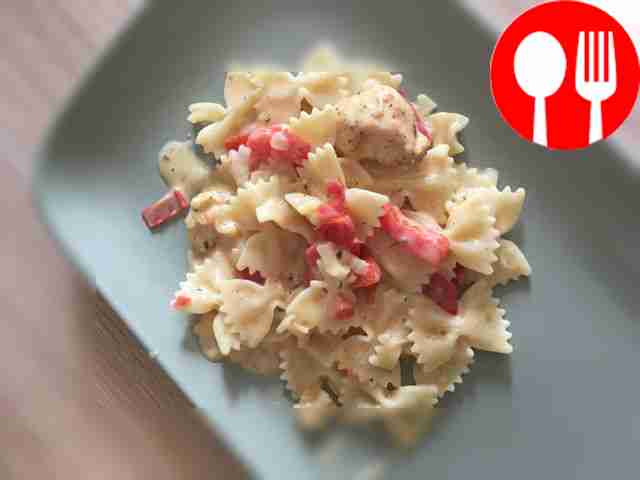 Bantiki in creamy sauce with chicken