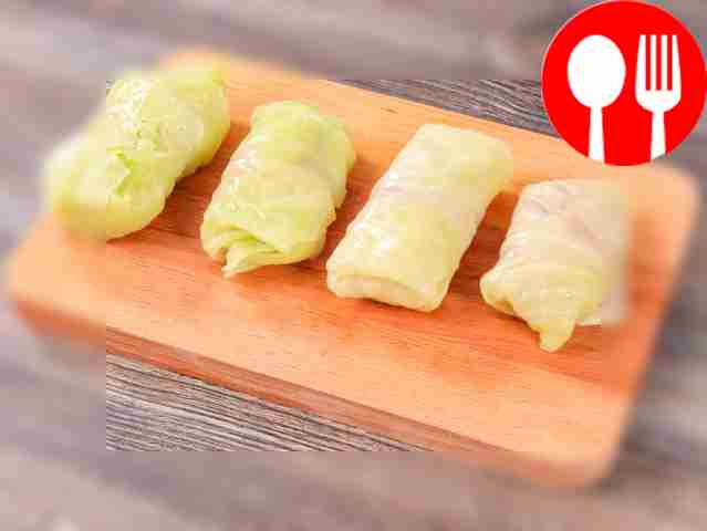 Form the rest of the cabbage rolls in this manner.