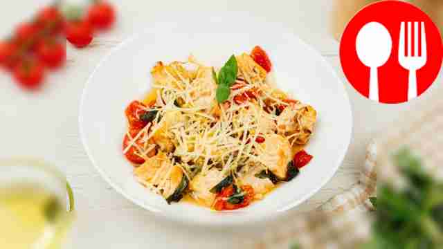 Salmon baked with basil and tomatoes