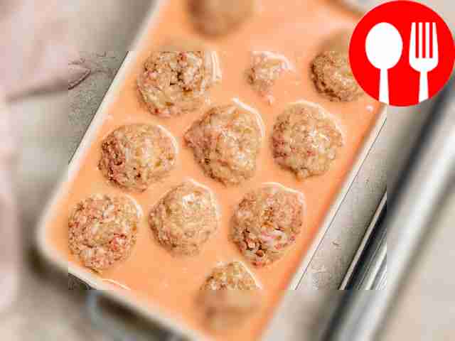 Разместите ежики в форму для запекания и...