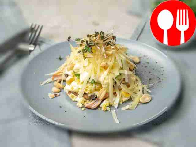 Hedgehog salad with smoked chicken