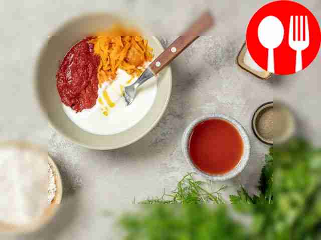 Make the sauce. Fry the carrots in a frying...