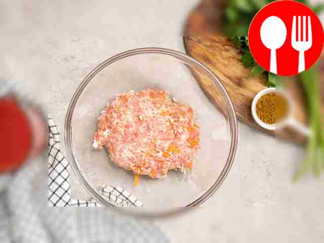 Make the base for the hedgehogs. Transfer the...