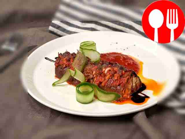 Баклажан с фаршем