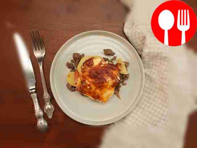 Мясо по-французски с фаршем