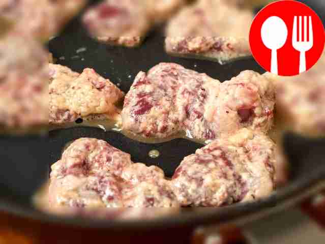 Prepare turkey heart chops. Dust the hearts...