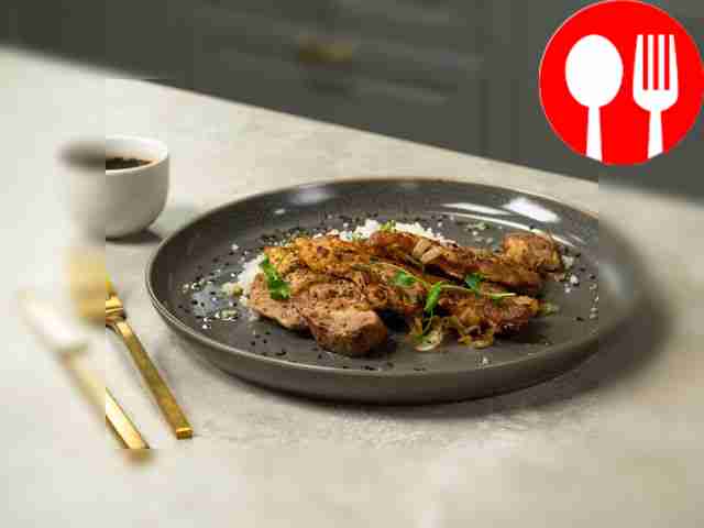 Отбивная из свиной лопатки