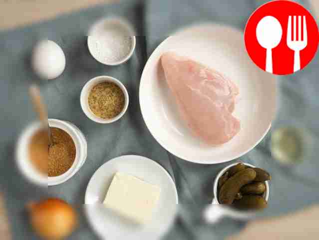 Соберите продукты для отбивных с маринованными...