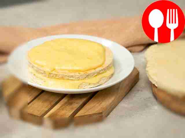 Form the cake. Grease the bottom of a flat...