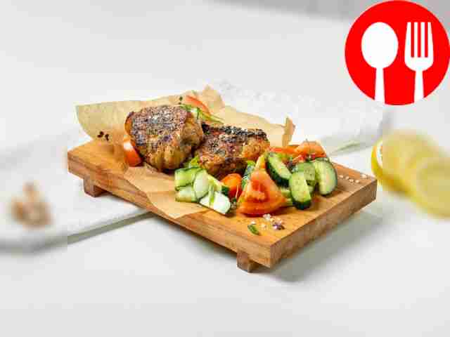 Chop with garlic sauce