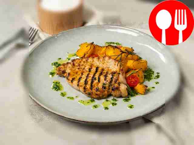 Отбивная с медово-соевым соусом