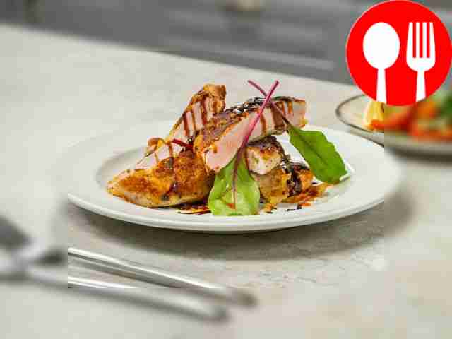 Отбивная с картофельной мукой