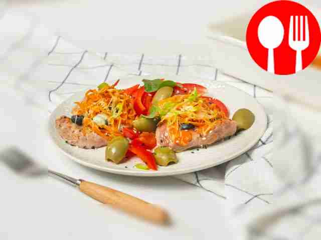 Отбивная с корейской морковью