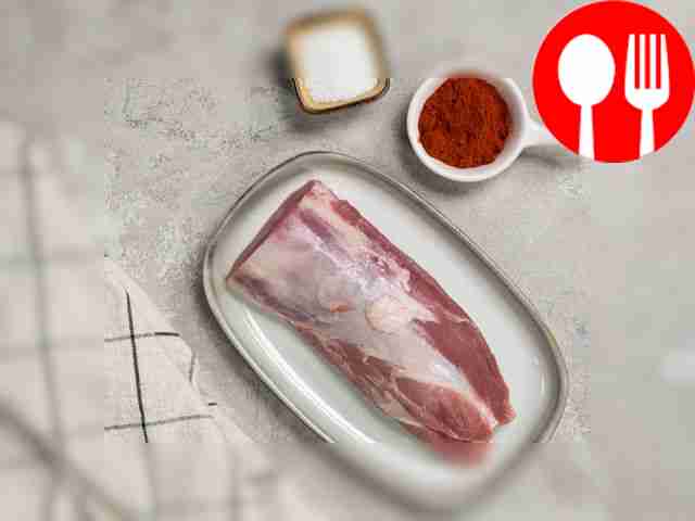 Prepare the necessary products. Wash the pork...