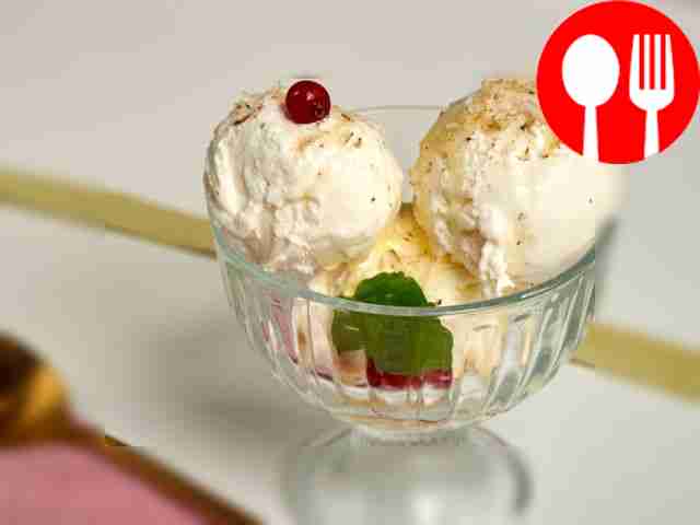 Ice cream with linden honey