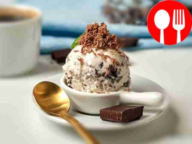 Пломбир с темным шоколадом