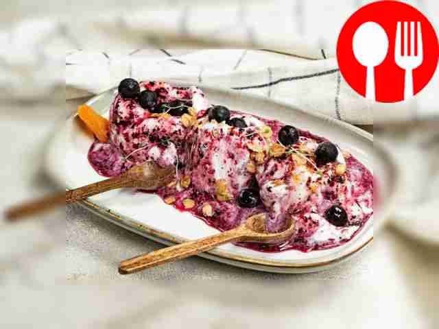 Пломбир с замороженными ягодами