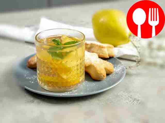 Quince compote with mint