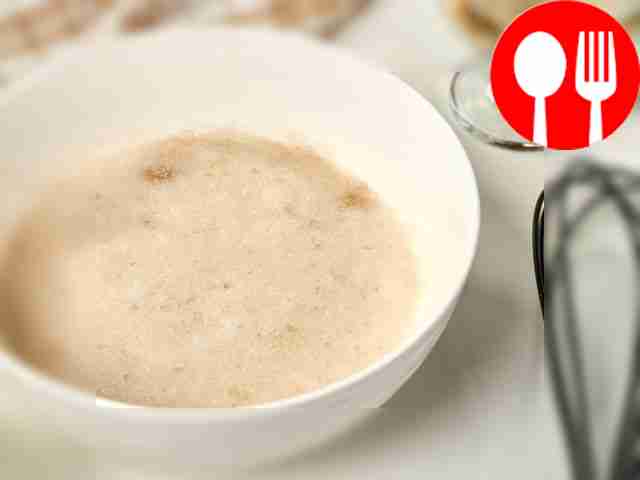 Растворите желатин. В небольшую миску влейте 3...