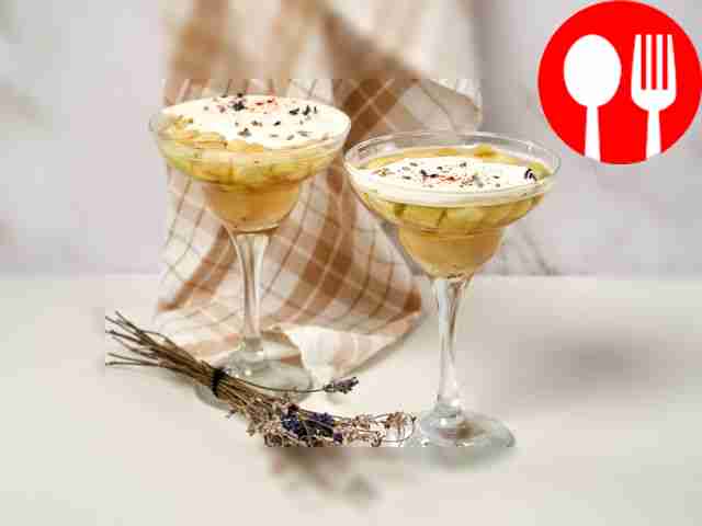 Желе из шампанского с айвой