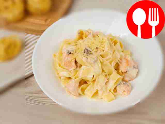 Паста с семгой и соусом «Альфредо»