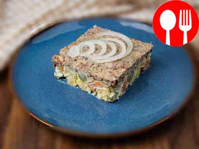 Салат с сардинами и картофелем