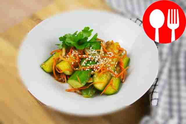 Kimchi with cucumbers