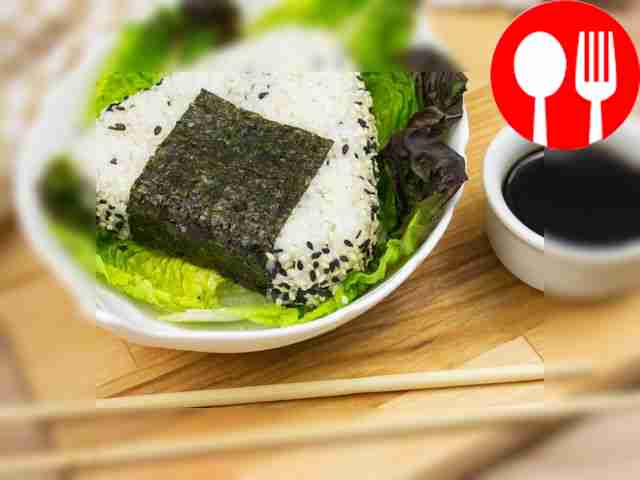 Onigiri with fried onions