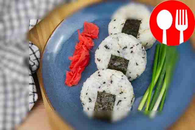 Onigiri with warm pepper