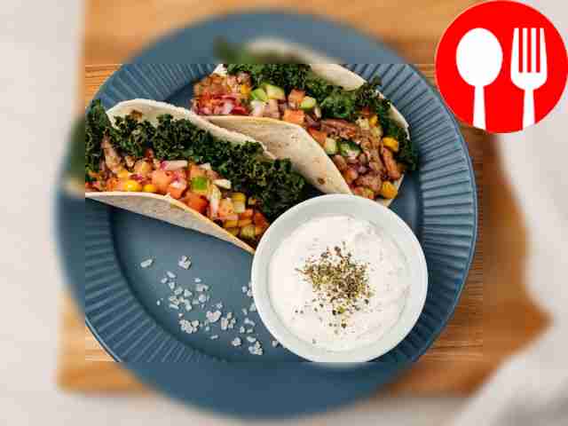 Подавайте тако тёплыми. Приятного аппетита!