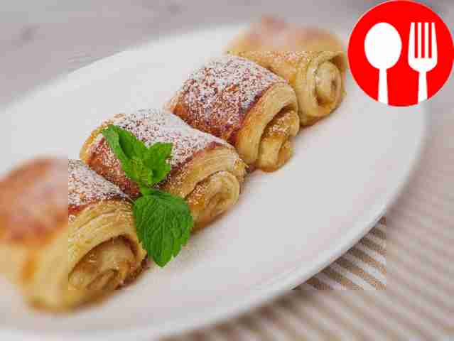 Snails with puff pastry jam