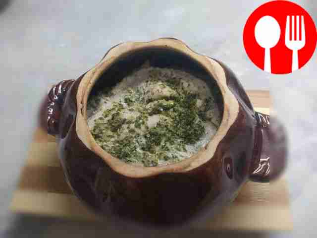 Juicy chicken breast in cream