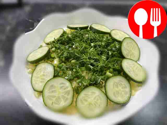 Салат с репой и печенью трески