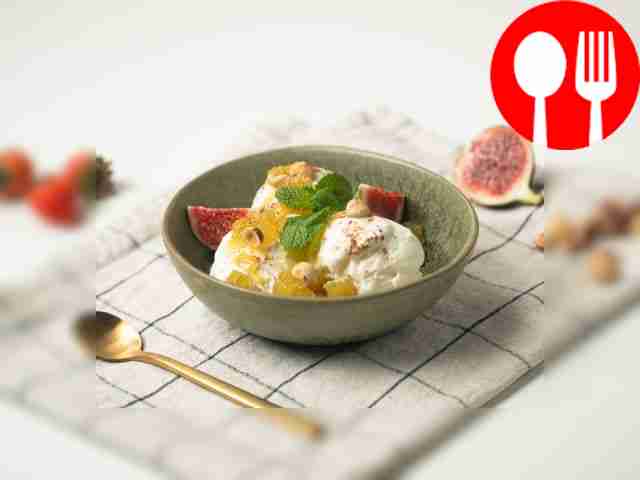 Ice cream with quince