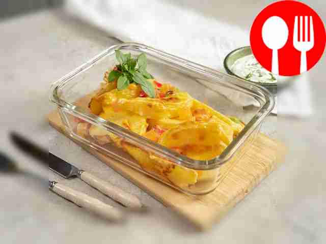 Quince in sour cream