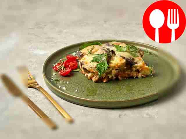 Мусака с томатной пастой