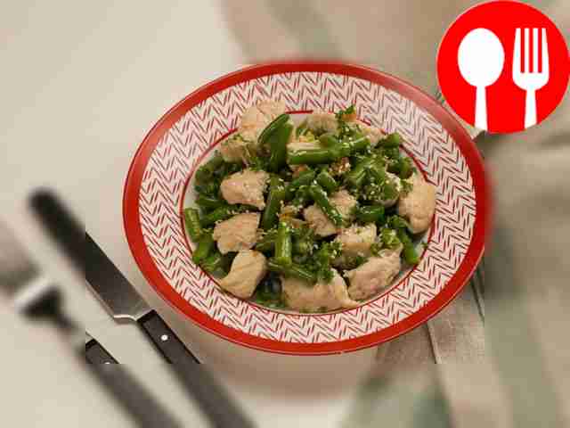 Курица со стручковой фасолью
