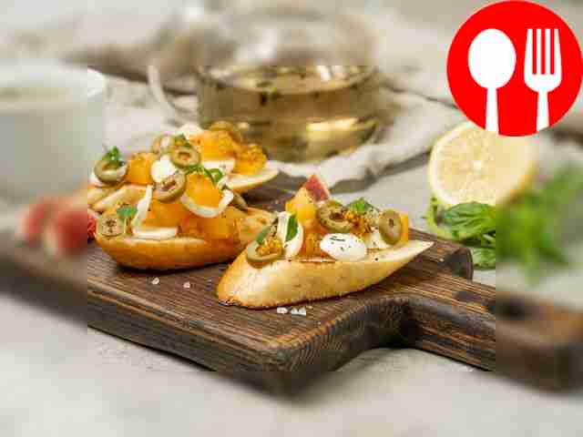 Тост с оливками