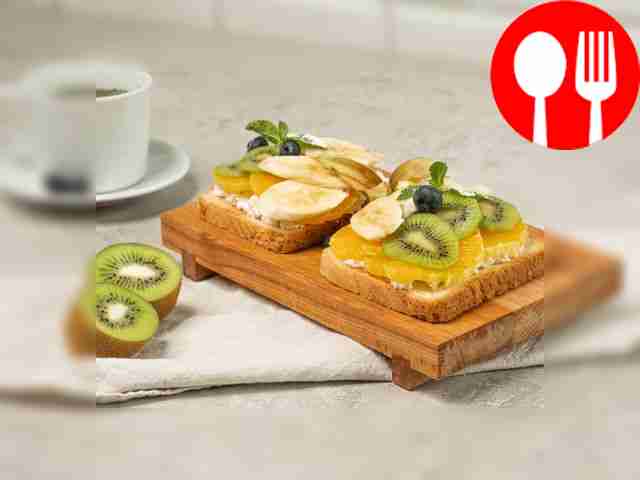 Тост с фруктами