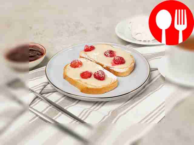 Toast with marshmallows