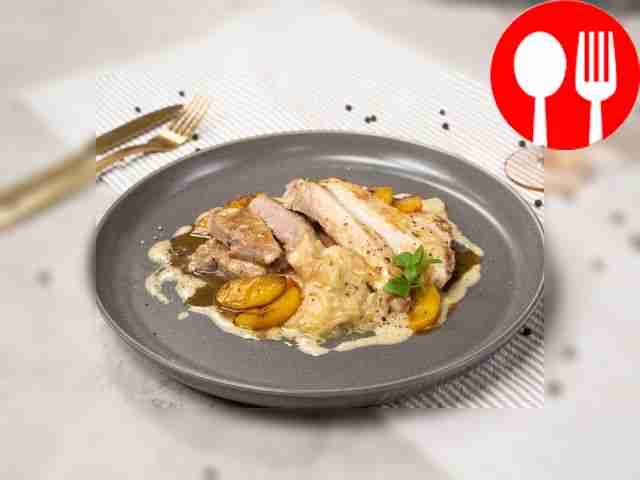 Отбивная со столовым хреном