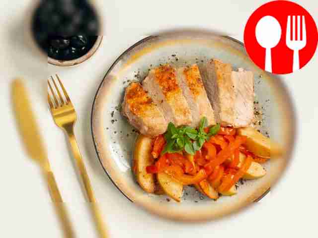 Remove the finished meat with quince and...