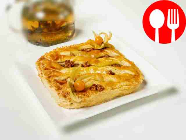 Quince pie made from puff pastry