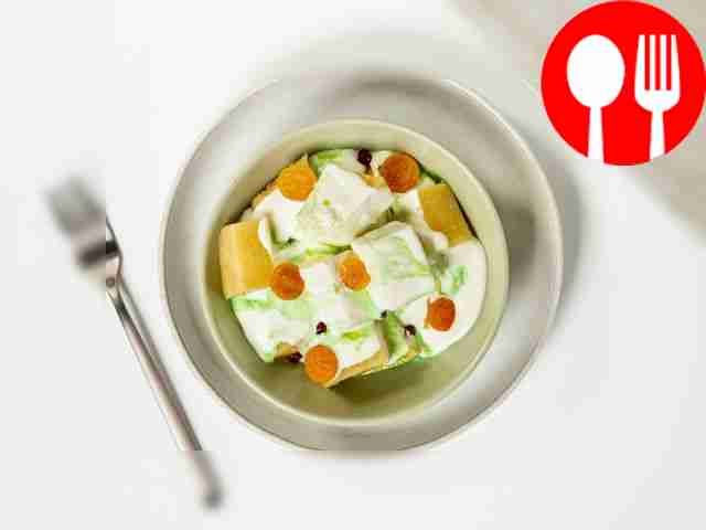 Serve the jelly on the table by first cutting...