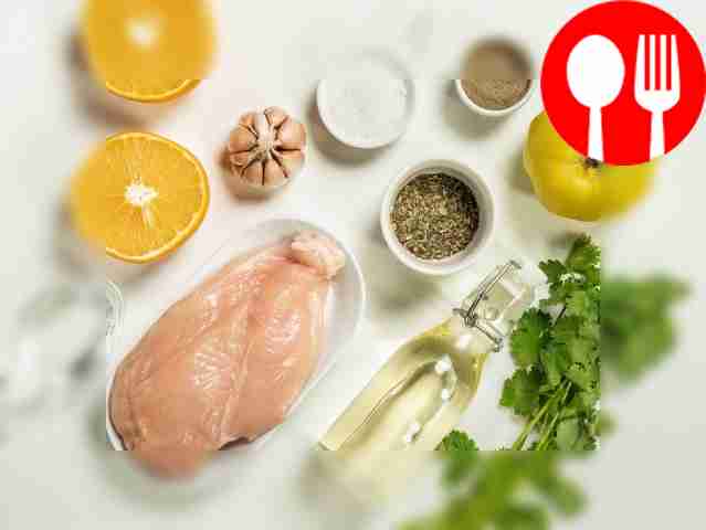 Подготовьте ингредиенты для куриной грудки с...